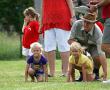 <p>Tjoekepaf meisies se wedloop.</p>
