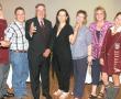 <p>Ho&euml;rskool Louis Trichardt se toptoekennings is deur die hoof, mnr. Theo Muller, en die hoofseun van 50 jaar terug, mnr. Johan Mulder, uitgedeel. Hier is oud-hoofleiers en huidige leiers in &lsquo;n vrolike luim. V.l.n.r. is Elouise Spies en Dani&eacute;l Coetzee (hoofmeisie en hoofseun van 2013/14), mnr. Felix Malan (hoofseun van 1990), Mulder (hoofseun van 1964),&nbsp; mev. Elmien Guillaume (n&eacute;e Wessels, hoofmeisie van 1984),&nbsp; mev. Christel Leonard (n&eacute;e Voges, onderhoofmeisie van 1989),&nbsp; mev. Elsje Linde (n&eacute;e Van Rooy, hoofmeisie van 1980), en Amorien Venter en Duncan Moodie (hoofmeisie en hoofseun van 2014/15).</p>
