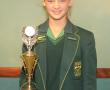 <p>Bernice Meiring, onderhoofmeisie van Laerskool Louis Trichardt, ontvang die trofee vir die Staatmaker van die Jaar tydens die prysuitdeling op 29 Oktober.</p>
