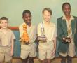 <p>Hierdie leerlinge van Laerskool Louis Trichardt het die top trofe&euml; vir skaak ingepalm. Van links na regs is Xavier Kotzee (beste beginner), Junior Bessong (beste O/9-skaakspeler), Gideon Joubert (beste O/11-skaakspeler) en Tondi Sadiki (beste O/13-skaakspeler).</p>
