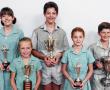 <p>Hierdie leerlinge van Levubu CVO het uitstekend presteer op verskillende gebiede tydens die jaar en is gedurende die skool se jaarlikse prysuitdeling op 7 November met trofe&euml; beloon. Voor, van links na regs, is Eleen Furstenberg (junior sport) en Lente Schutte (junior kultuurmeisie). Agter is Wiln&eacute; Kotz&eacute; (senior kultuurmeisie), Waldo Stemmet (senior kultuurseun) en Reese Coetzee (senior sport). Foto verskaf.</p>
