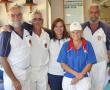 <p>Die span van die Louis Trichardt Rolbalklub het die afgelope naweek die jaarlikse &ldquo;Friendship Fours&rdquo; op eie bodem ingepalm. Di&eacute; toernooi lok spanne van regoor die provinsie. Die wenspan was, van links na regs, Fanie Otto, Philip van Vollenstee, Loureth Otto, Bridget Calitz (Polokwane) en Ben Groenewald (klubpresident). Foto verskaf.</p>
