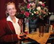 <p>Marietjie Leonard ontvang die Finesse trofee tydens Ho&euml;rskool Louis Trichardt se spog prysuitdeling verlede Woensdag by die skool.</p>

