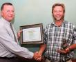 <p>Laerskool Louis Trichardt het mnr. Braam Dekker (regs) bedank vir die 10 jaar wat hy gedien het op die beheerliggaam van die skool. Van sy dekade-lange diens was hy ses jaar lank ook die voorsitter gewees. Skoolhoof mnr. Louis Linde het &lsquo;n spesiale sertifikaat en borsbeeldjie aan hom oorhandig as dankbetuiging.</p>

