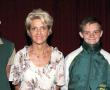 <p>Laerskool Louis Trichardt was die naweek goed verteenwoordig tydens &lsquo;n tweekamp-kompetisie wat by Unicorn Laerskool (Tzaneen) gehou is. Van links na regs is Alexander Gird (tweedeplek), me. Karin de Wet (eersteplek senior veteraan) en Karla van Zyl (vyfdeplek). Karla en Alexander is albei O/13, maar het deelgeneem aan die O/15-kategorie. Die kompetisie het behels dat hulle 100 meter swem en 1 kilometer hardloop.</p>

