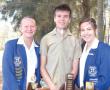 <p>Die CVO Skool Zoutpansberg het tydens hul jaarlikse prysuitdeling op 9 November hul top presteerders in die ho&euml;rskoolfase aangewys. Hulle is, van links na regs, Fransiska Ahrens (Graad 8), Gray Badenhorst (Graad 9) en Chan&eacute; Rabe (toppresteerder vir Graad 10 tot 12). <em>Foto verskaf</em>.</p>
